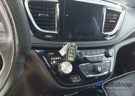 2018 Chrysler Pacifica Limited from USA, damaged, VIN 2C4RC1GG1JR358450